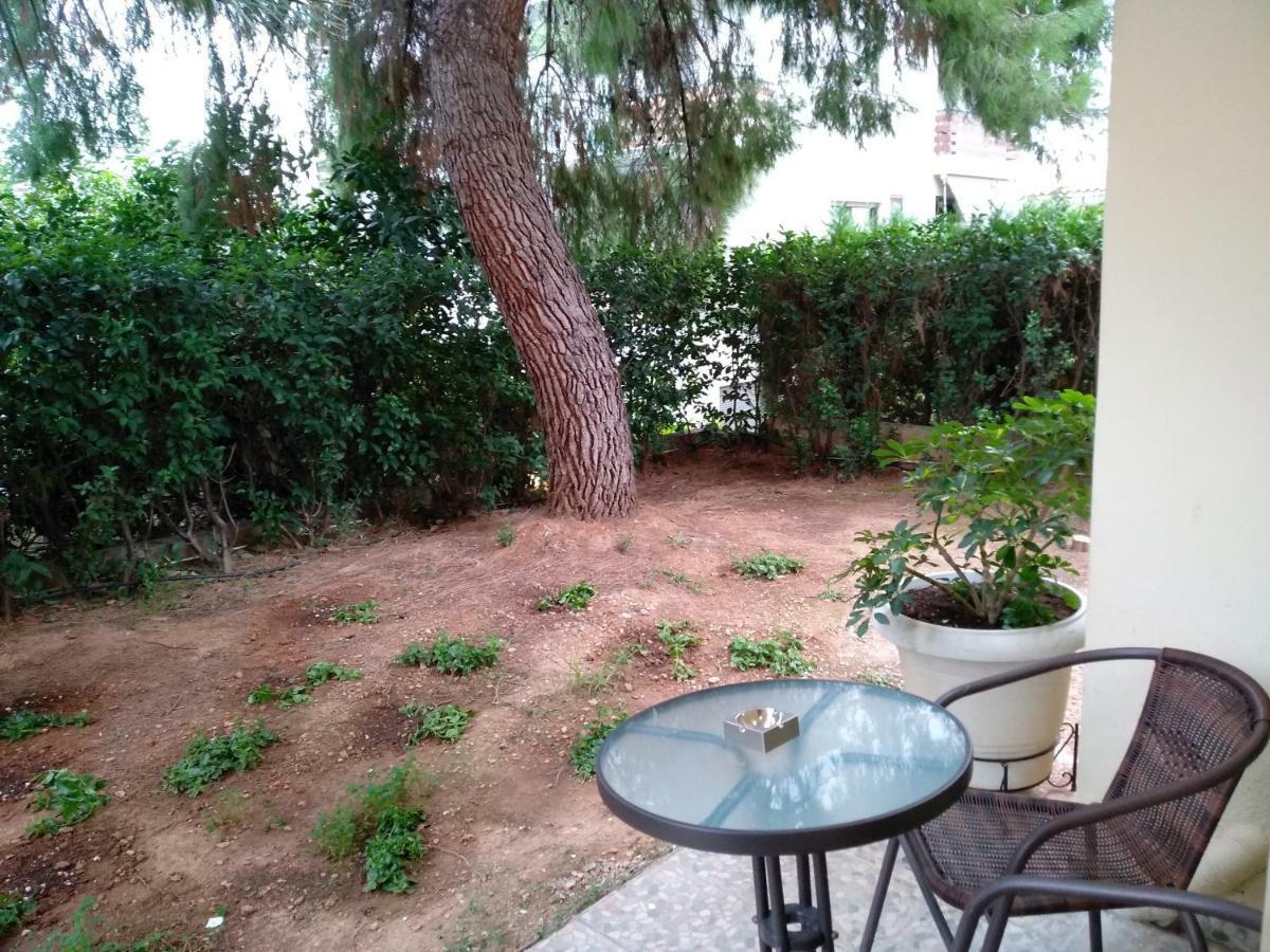Amazing Apartment Pallini - Near Airport & Metro Exterior foto